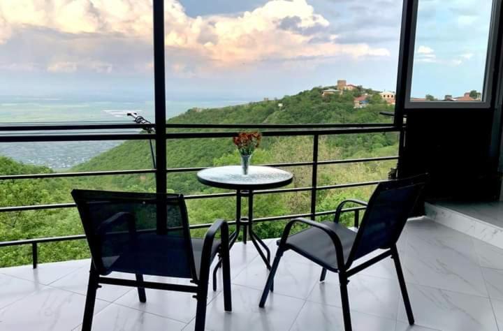 Hotel Martinichi Signagi Buitenkant foto